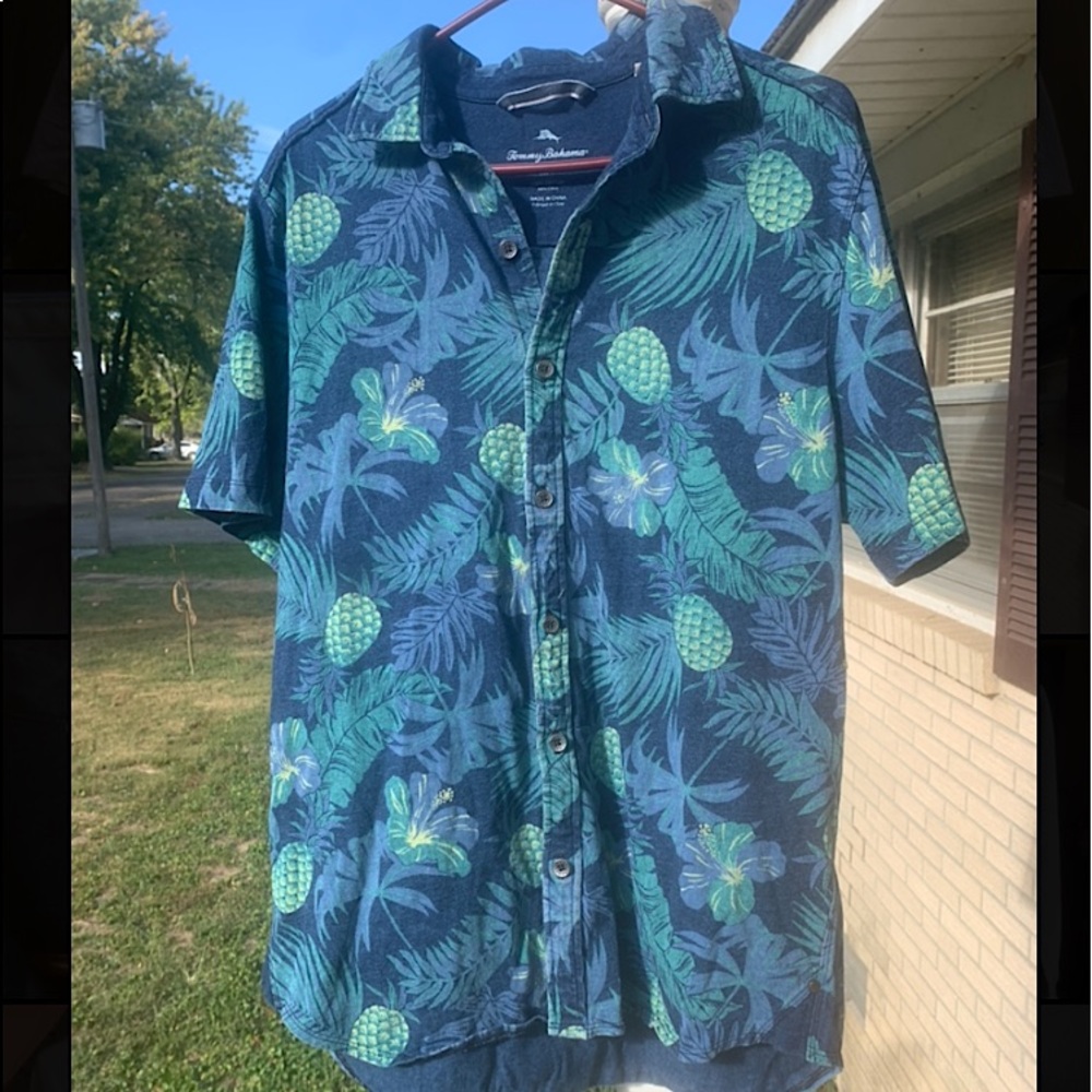 Tommy Bahama Floral Button Up Shirt